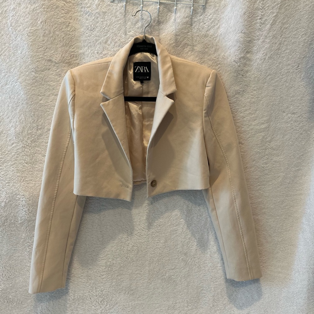 Cropped Blazer